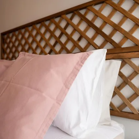 Lovely House, Paredes Апартаменты *