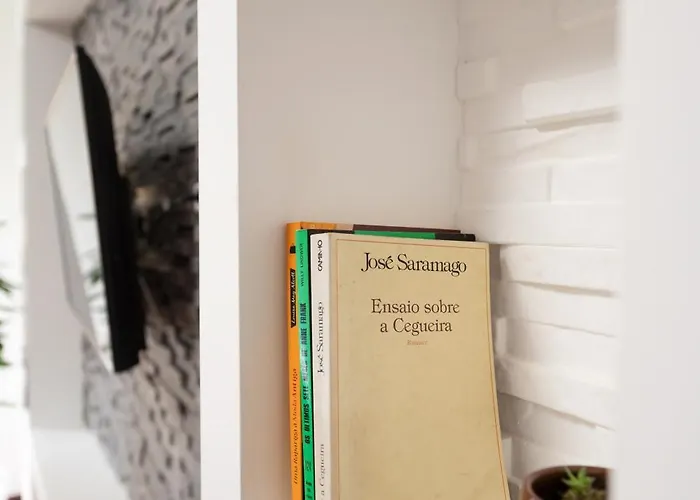 Lovely House, Paredes Apartmán *