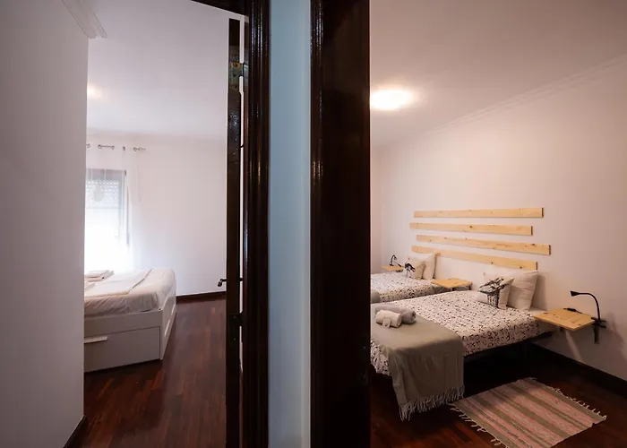 Lovely House, Paredes Apartmán