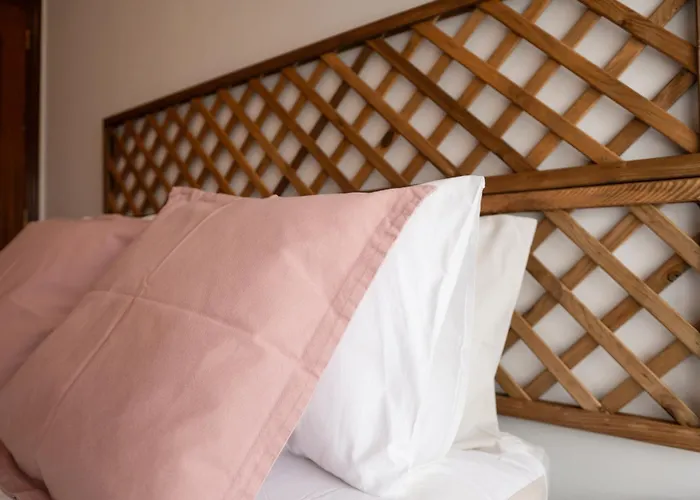 Lovely House, Paredes Apartmán *