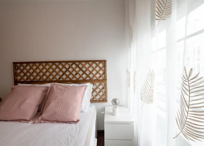 Lovely House, Paredes Apartmán *